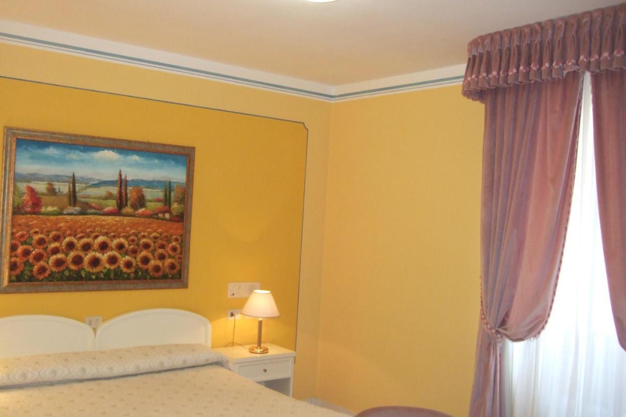 Hotel La Torre Castiglione del Lago Buitenkant foto